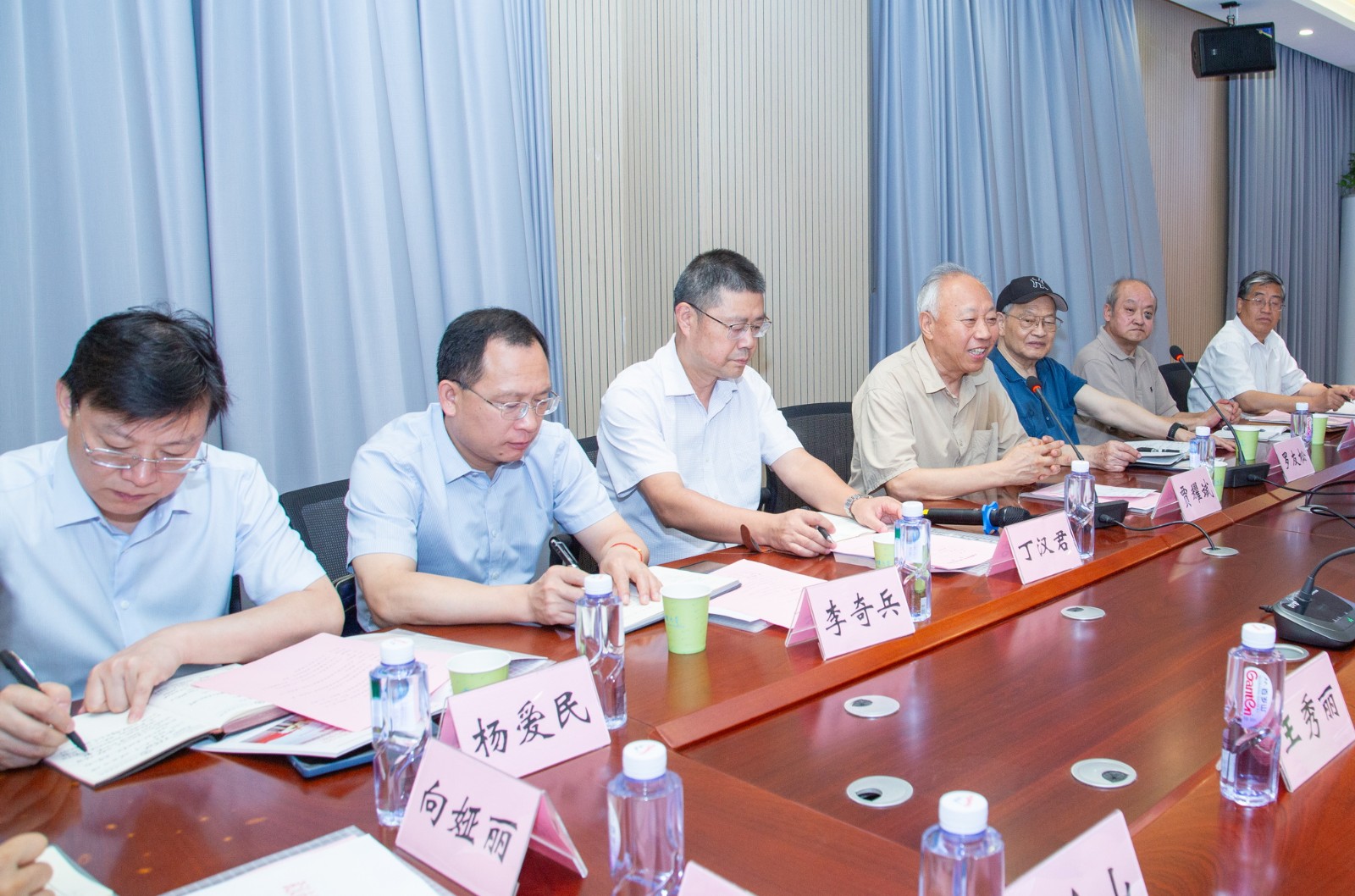 1727074958235722.jpg UY2A0328.jpg