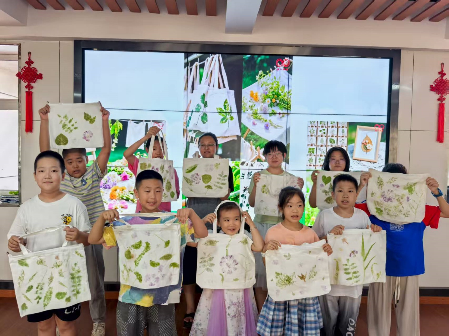 呵護(hù)YOU新禾初長(zhǎng)暑期夏令營(yíng)——內(nèi)蒙古自治區(qū)赤峰市元寶山區(qū)東城街道新華社區(qū)關(guān)工委青少年暑期活動(dòng)