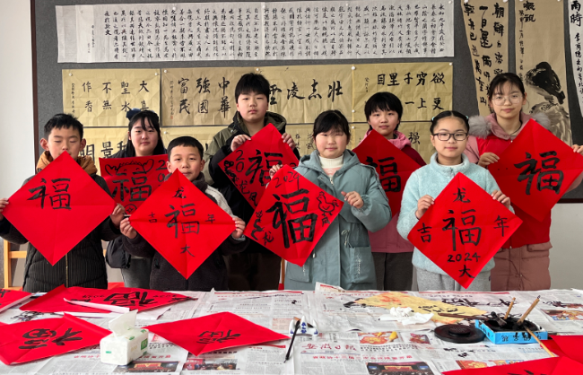 安徽省廬江縣泥河鎮(zhèn)關(guān)工委：體驗(yàn)式教育賀新年