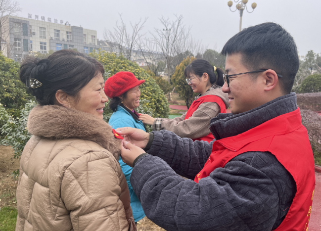 學(xué)習(xí)先進(jìn)