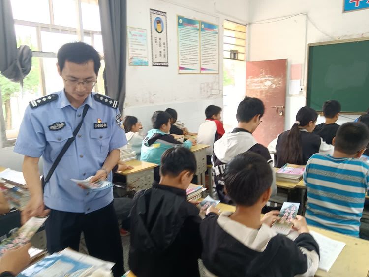 江西省撫州崇仁：鐵路宣傳進(jìn)校園