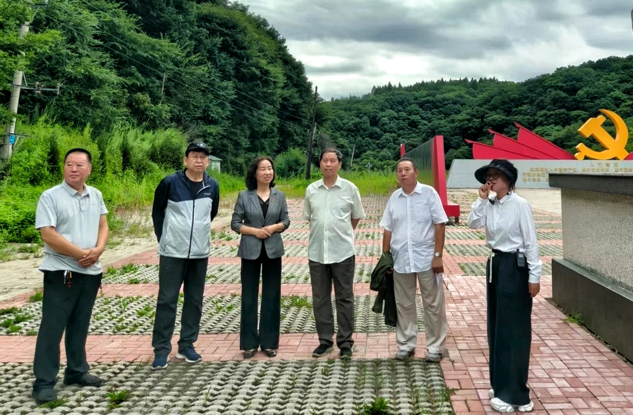 遼寧省撫順市關(guān)工委主任張敏一行赴清原滿族自治縣調(diào)研紅色教育基地建設(shè)并開展學(xué)黨史專題活動(dòng)