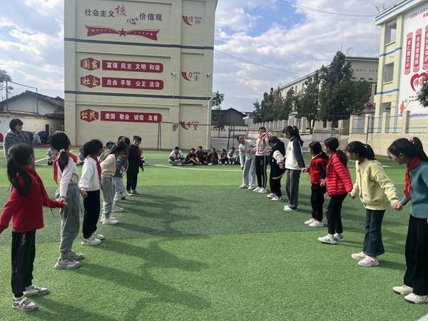 新春送關(guān)愛 | 四川省寧南縣寧遠(yuǎn)鎮(zhèn)小田壩小學(xué)關(guān)工委開展關(guān)愛特殊少年兒童活動(dòng)