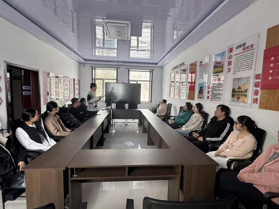 黑龍江省牡丹江市寧安市馬河鄉(xiāng)關工委開展《習近平談治國理政》第五卷專題學習宣講活動。