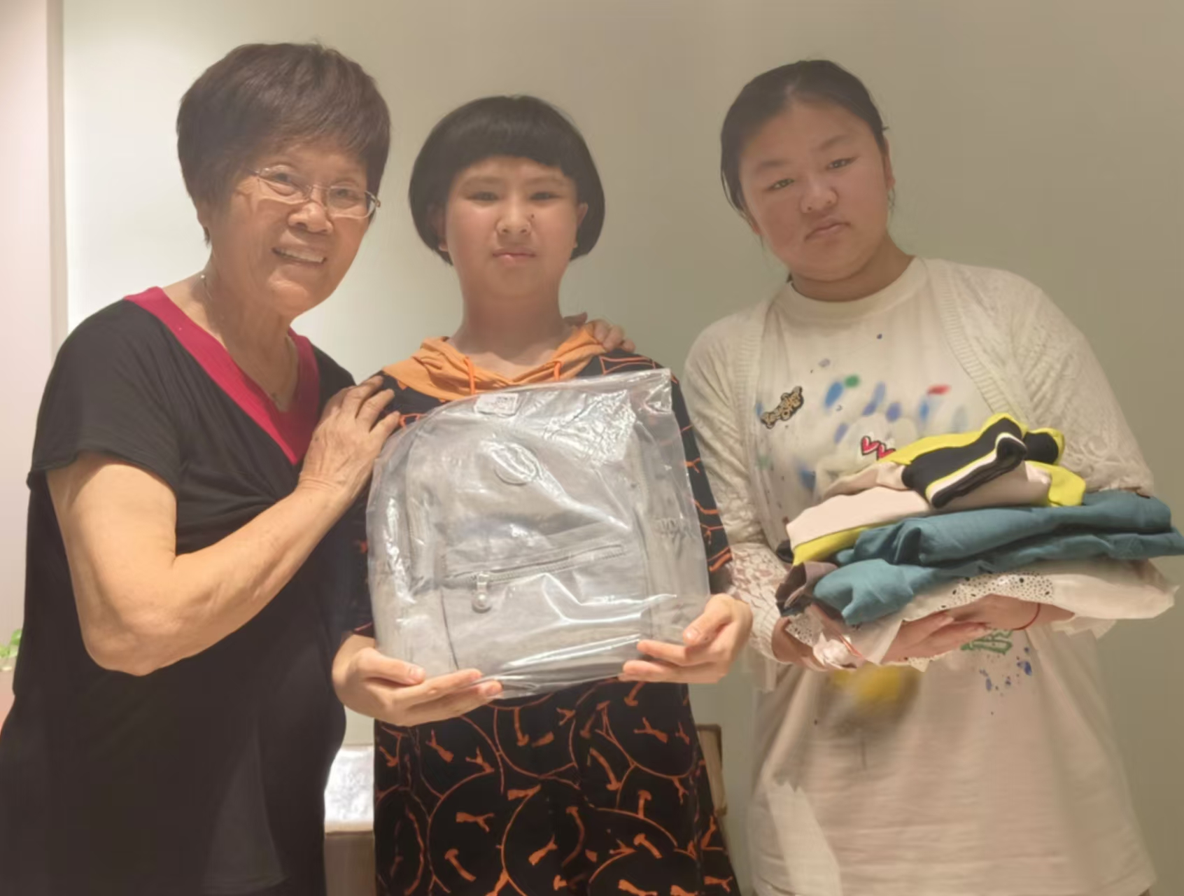 84歲李元英：‘99公益日’上的十年關(guān)愛之路