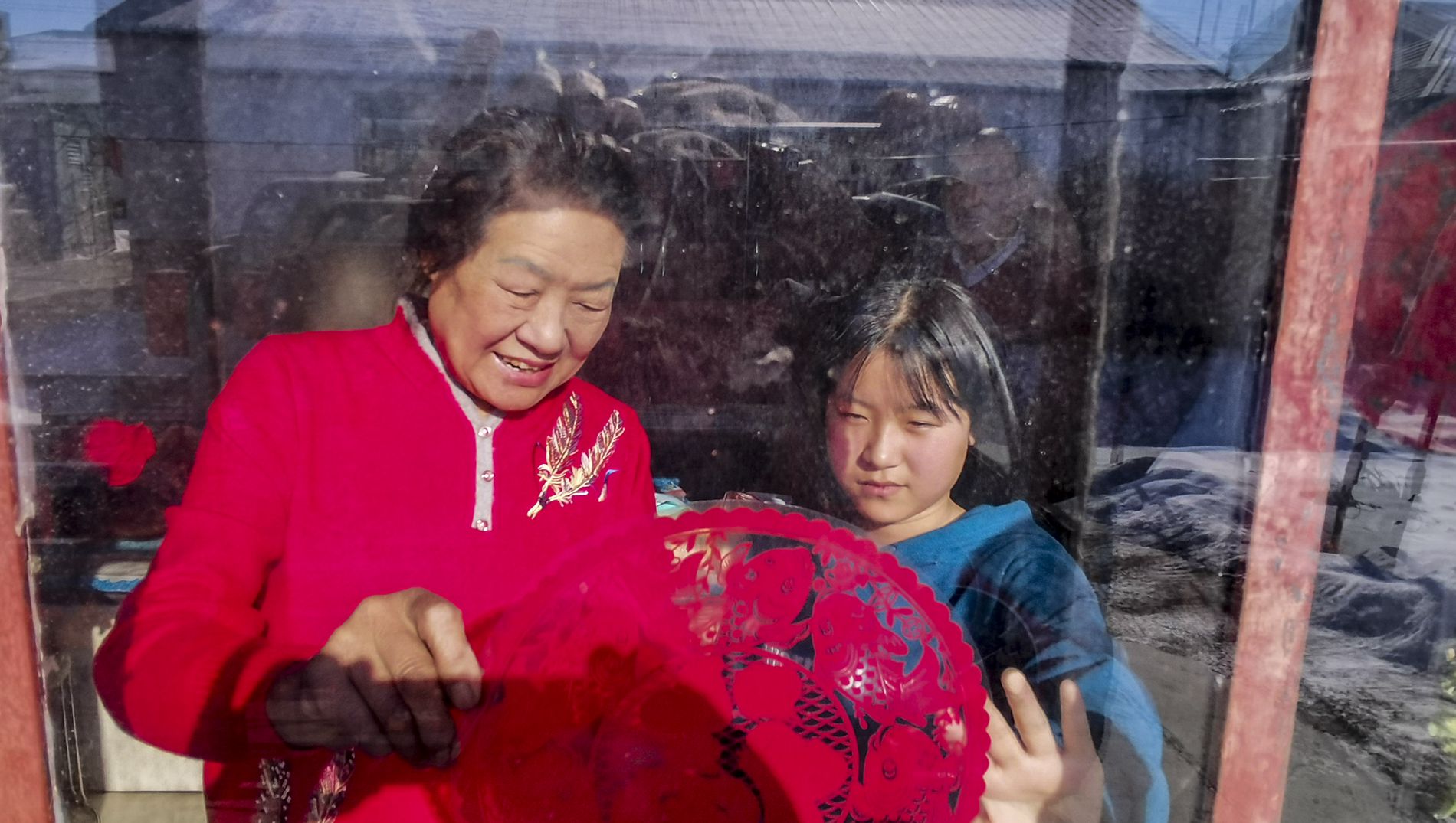 絢爛夕陽(yáng)灑滿天——記內(nèi)蒙古呼倫貝爾阿榮旗關(guān)工委副主任杜成琴事跡