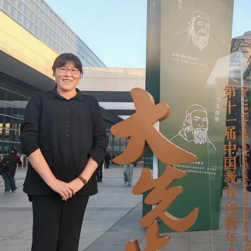 江蘇省徐州市優(yōu)秀教育工作者、彭城恩師銅山區(qū)茅村中學(xué)關(guān)工委副主任王敏