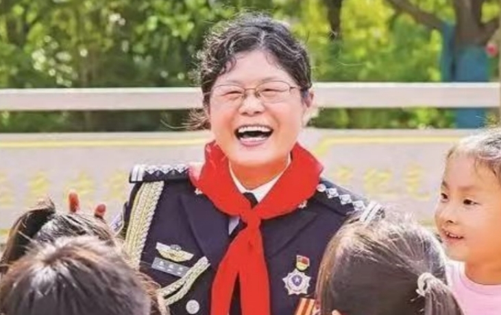 “鍵盤女警”用科技守護(hù)青少年平安之路 ——記江蘇省徐州市銅山區(qū)公安局優(yōu)秀輔導(dǎo)員張淑芹