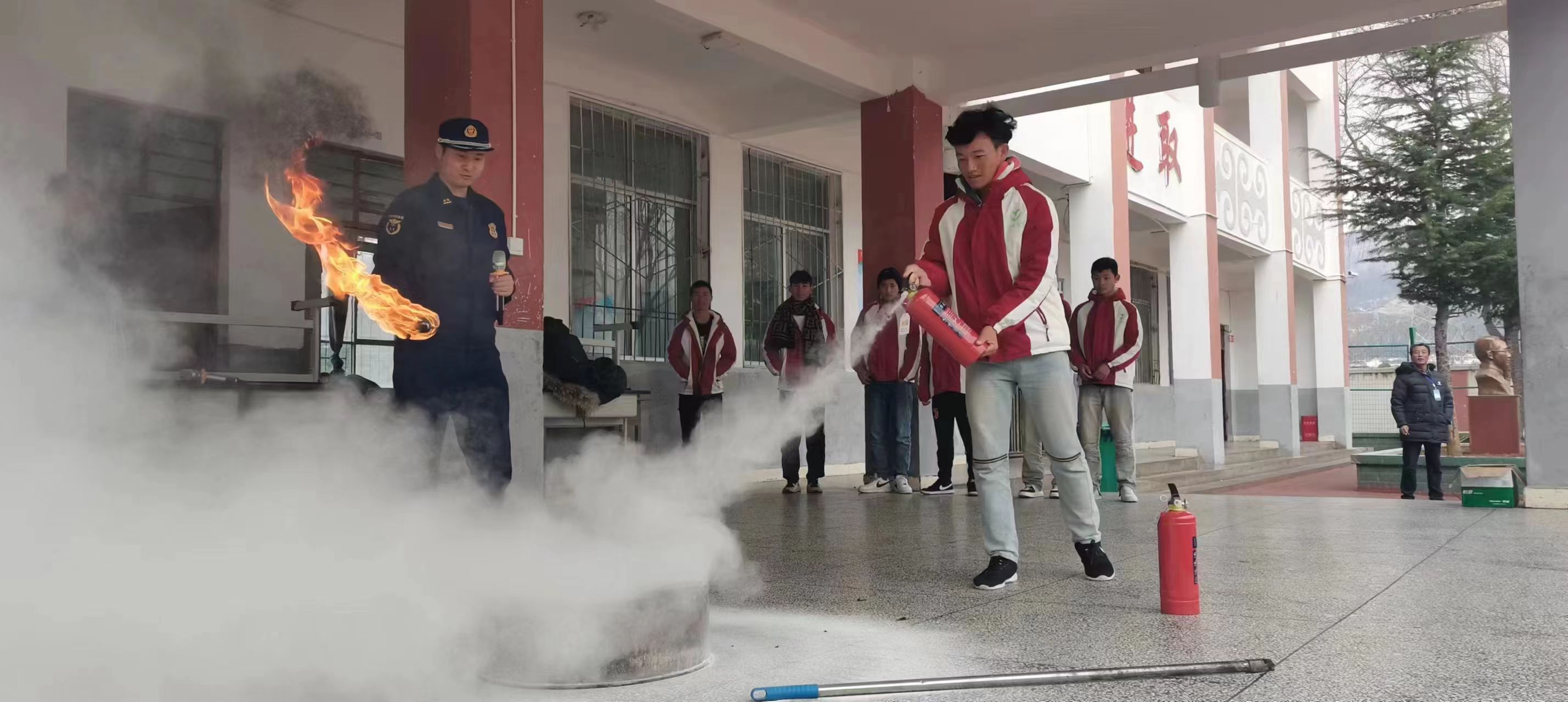 1704849738333226.jpg 2054855901.jpg