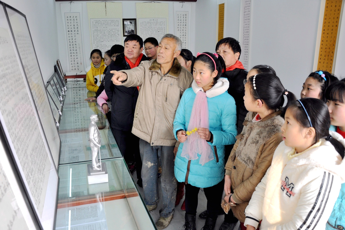 1705285852782351.jpg 村校關(guān)工 .jpg