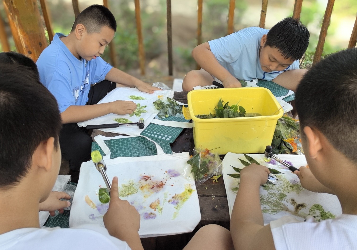 1722994614786746.jpg 元寶山區(qū)東城街道新華社區(qū)關工委暑期夏令營1期活動照片3jpg_副本_副本.jpg