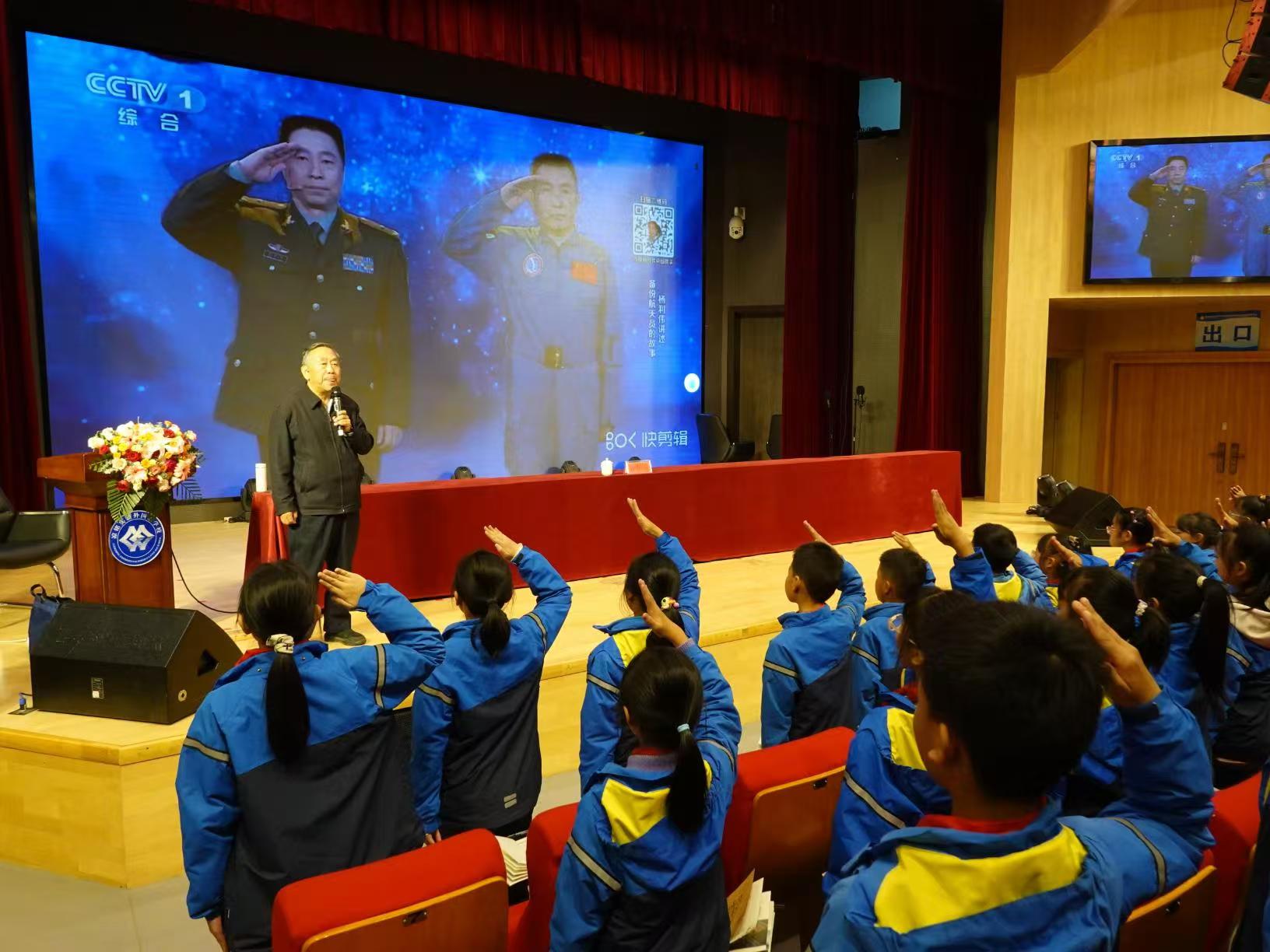 1724891612954577.jpg 242aa3664859d04d0b5347afaba0b0b.jpg