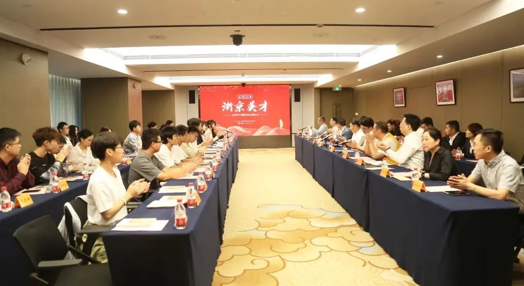 1727254473783729.jpeg 34a0e52f3fe4464c9bf628779534d2a3.jpeg