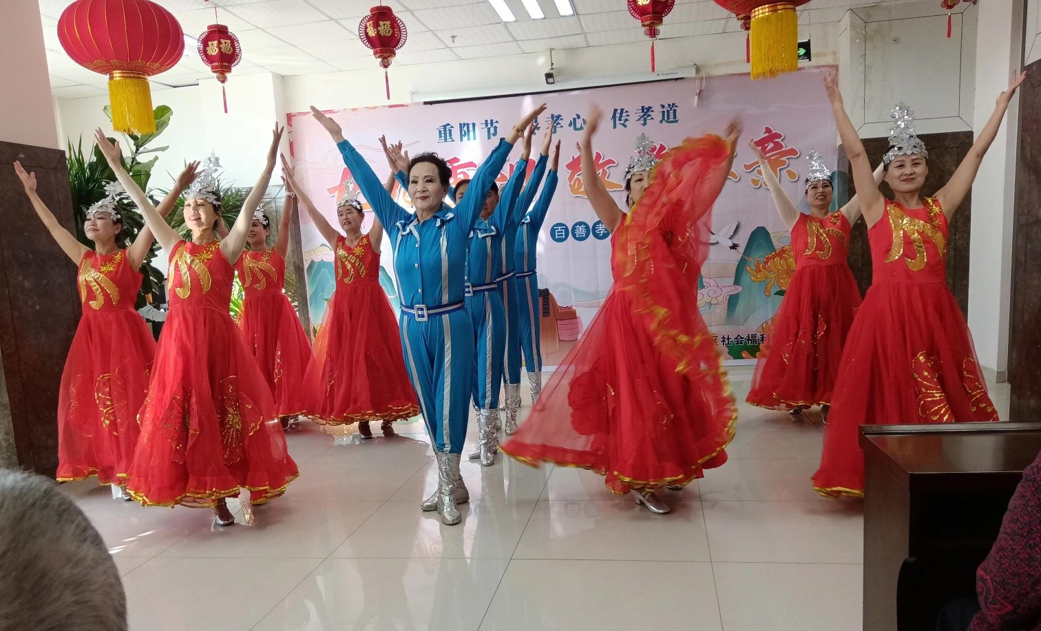 元寶山區(qū)平莊城區(qū)街道星海社區(qū)關(guān)工委重陽節(jié)活動照片17jpg_副本.jpg