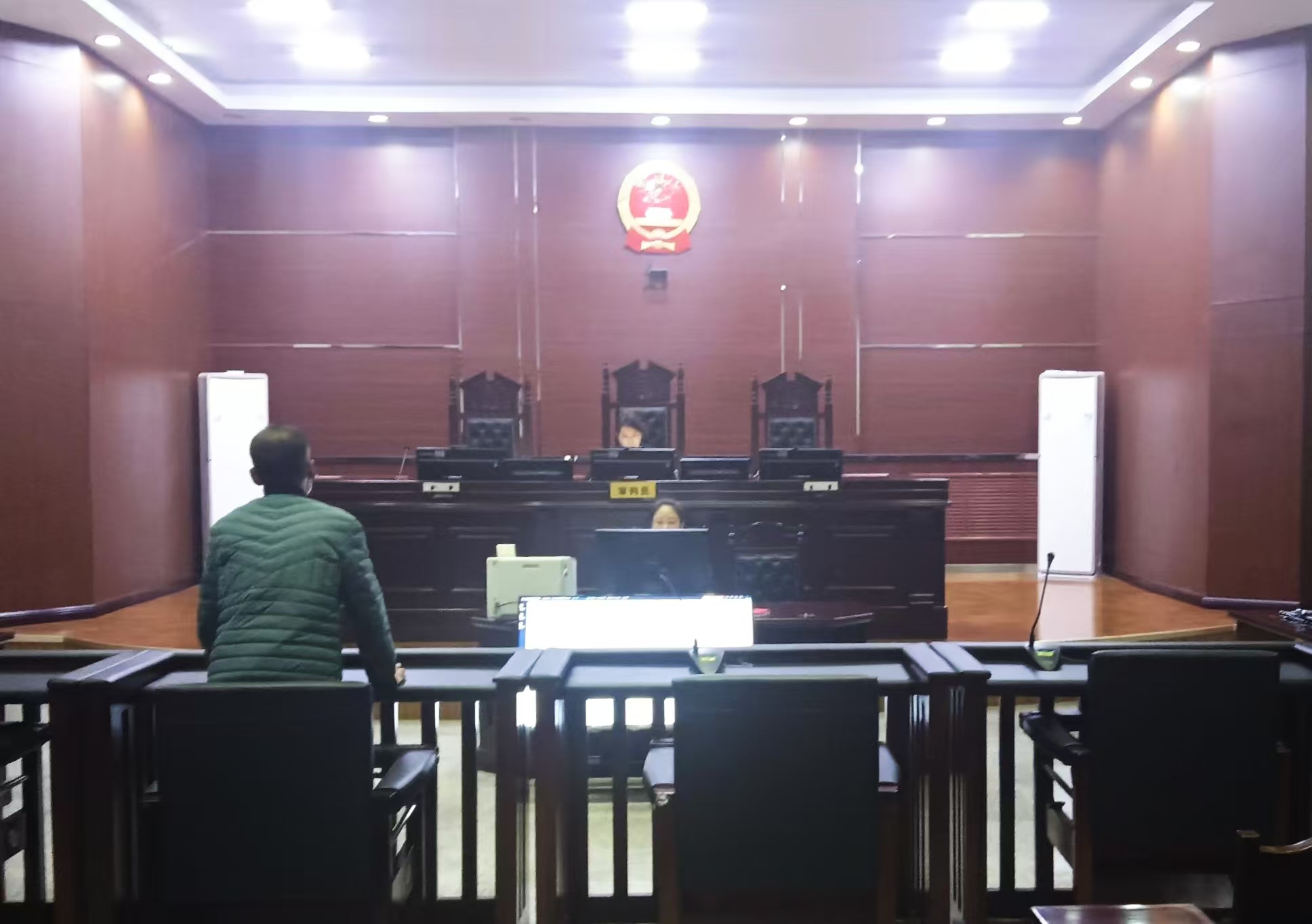 1732498088418675.jpg 949ee69c539a870d1ca5ebd794fe708.jpg