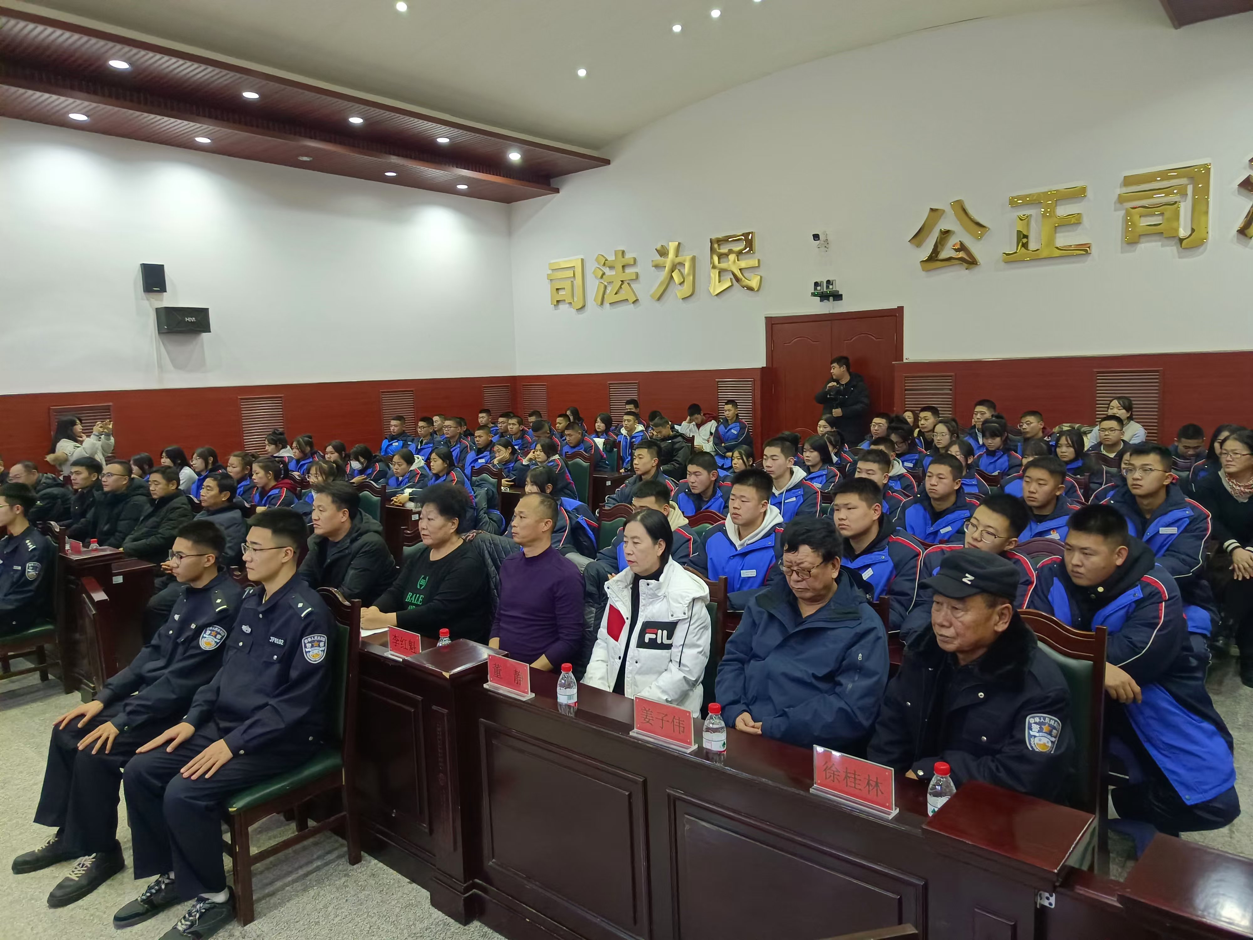 1733365575610608.jpg d7e66b3a161203c3f6c0e05cfe2c3a1.jpg