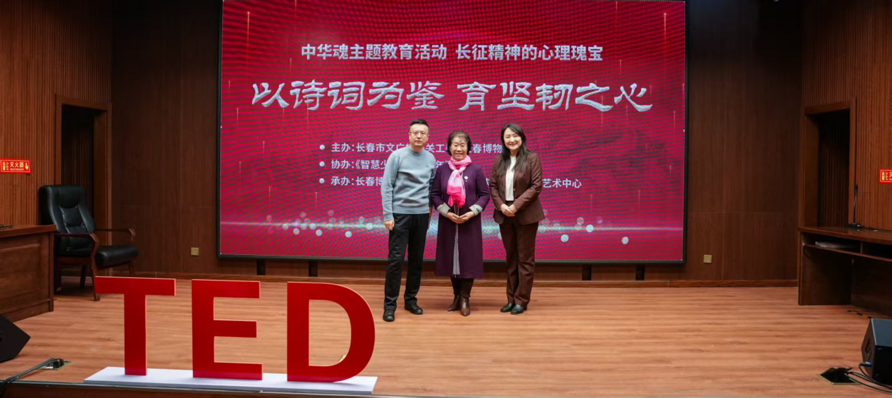 1740910460930754.jpg 711696032f52a7b0a63d714c039d4e4.jpg