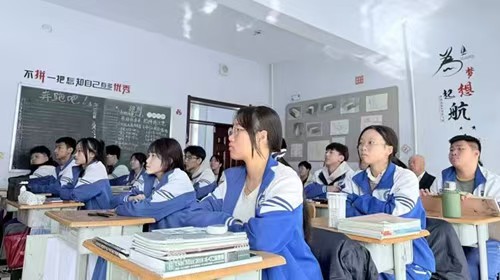 1742175125704230.jpg 5f9157333c29a4f27c310dbcf6ce6a7.jpg