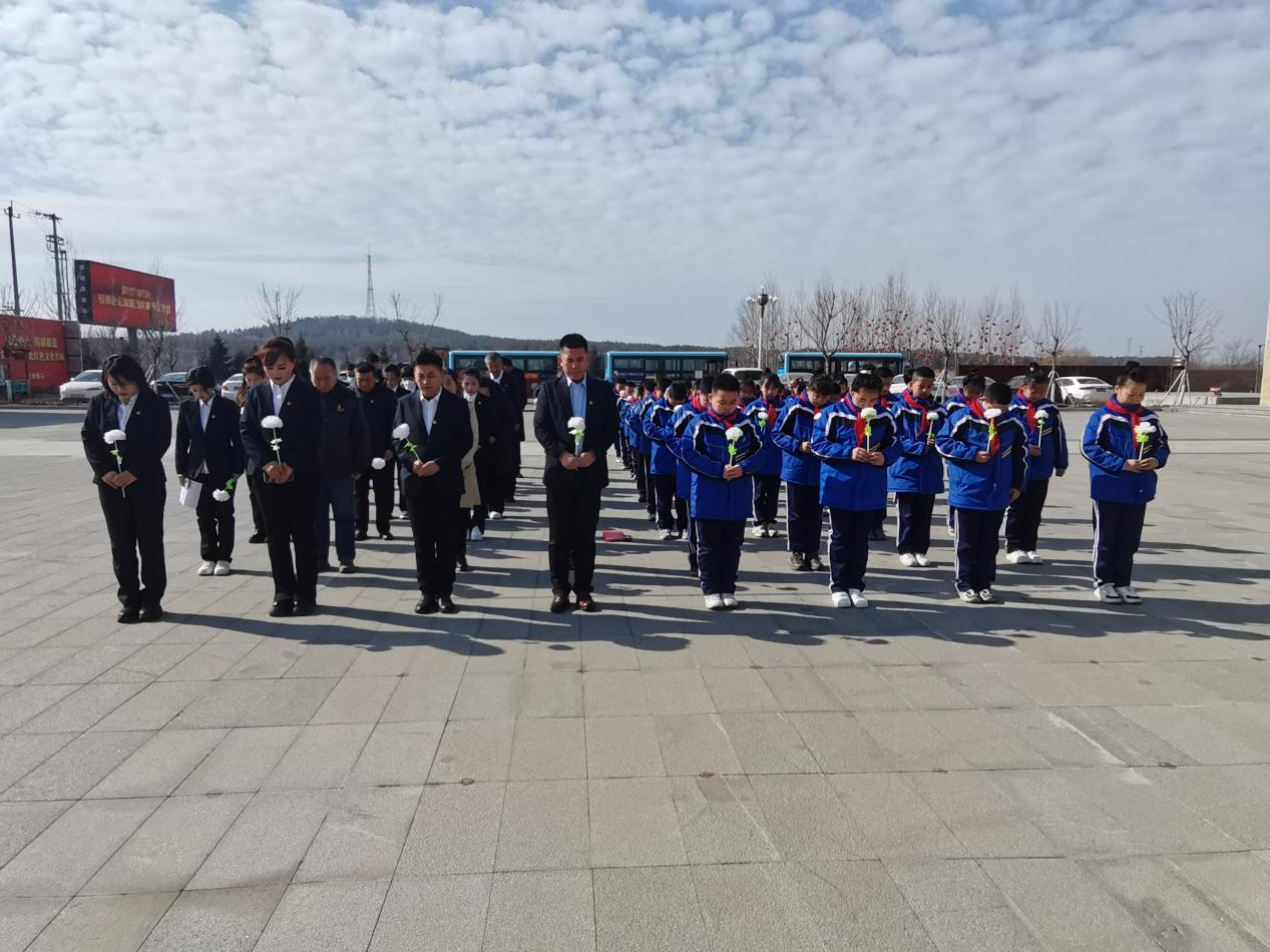 1743475616937108.png 圖片2.png