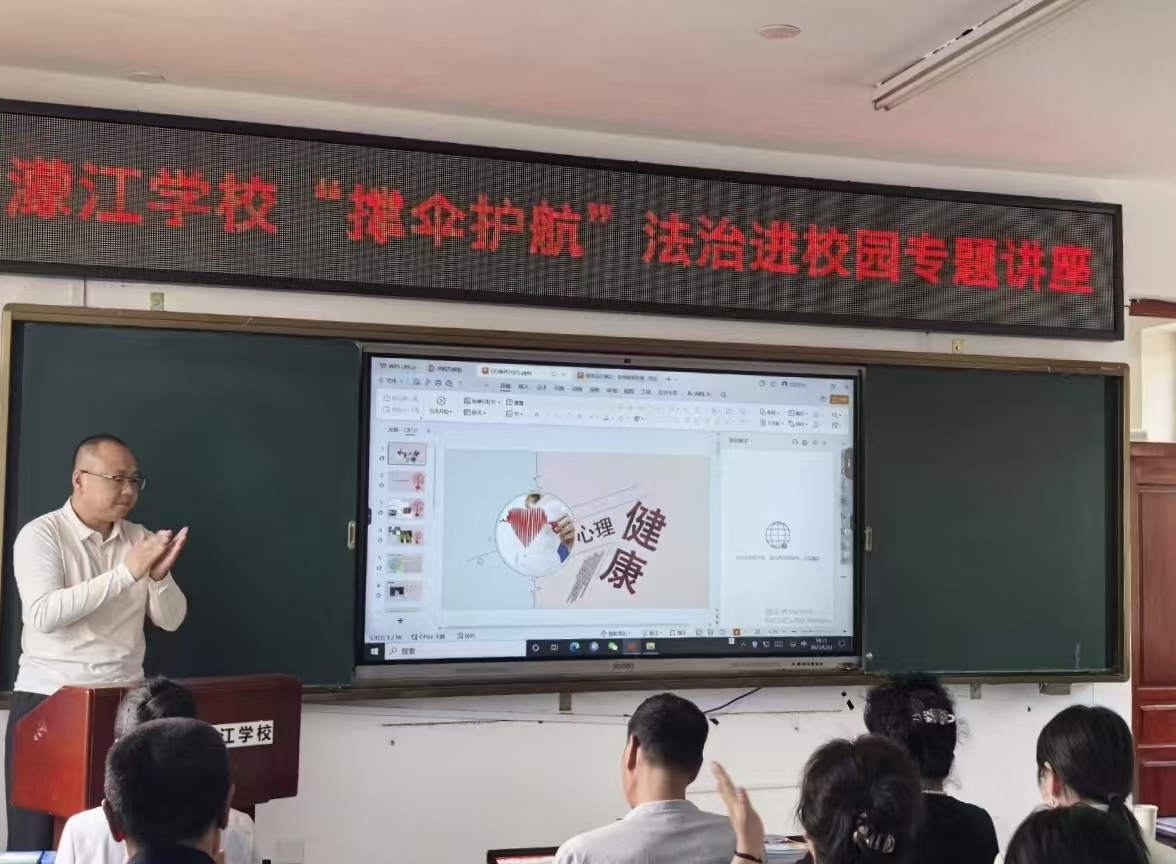 1747955300270425.jpg de7adf583d59292d335b34d82bd2f4c.jpg