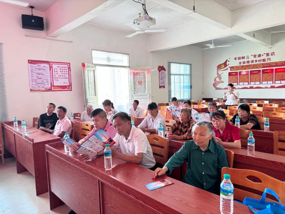 1750663932852482.jpg 7c40cc225d4cdd161537a452a92f9a75.jpg