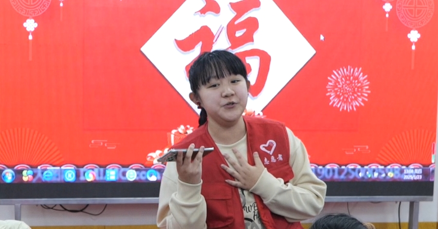 元寶山區(qū)草原藍(lán)哈達(dá)協(xié)會(huì) 竹板聲聲破陋習(xí)活動(dòng)照片3.jpg