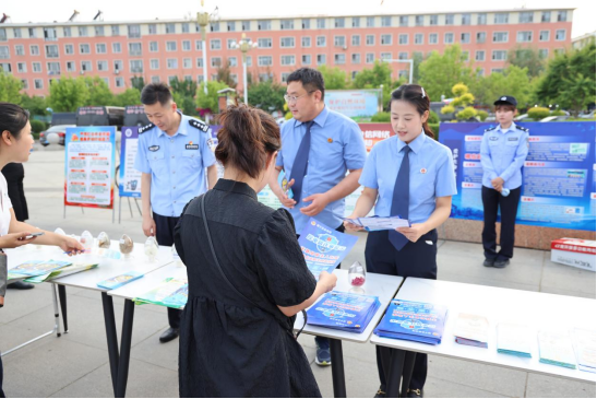 1753252911352515.png 1aa97d4b71944b4fea925d9b1d640c9.png