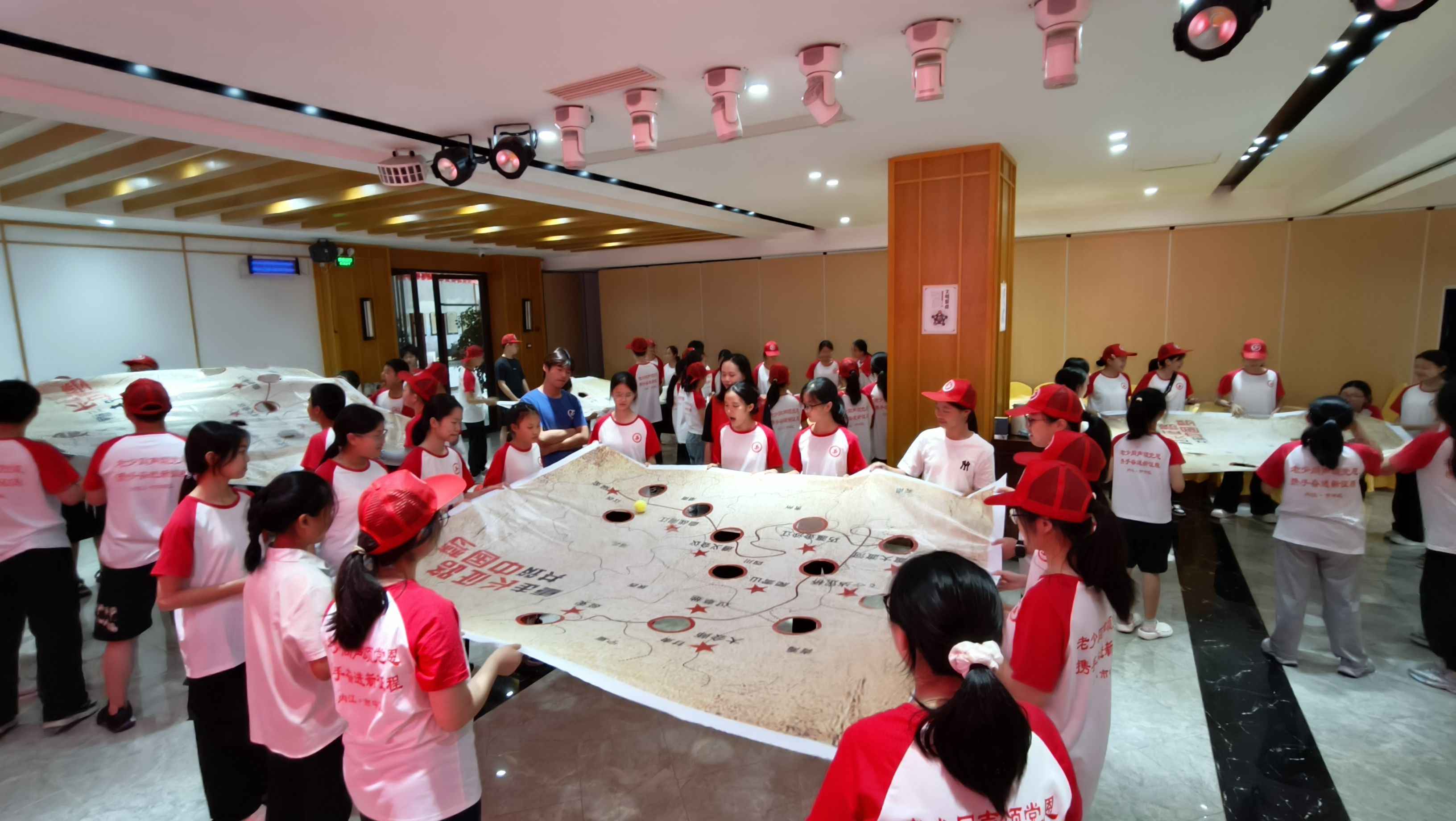 1754618924321702.jpg 暗夜.jpg