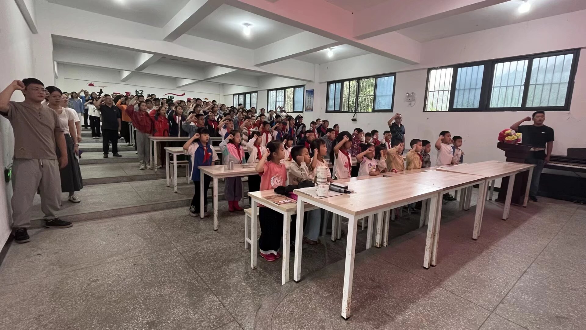 1758244317966299.jpg 4.jpg