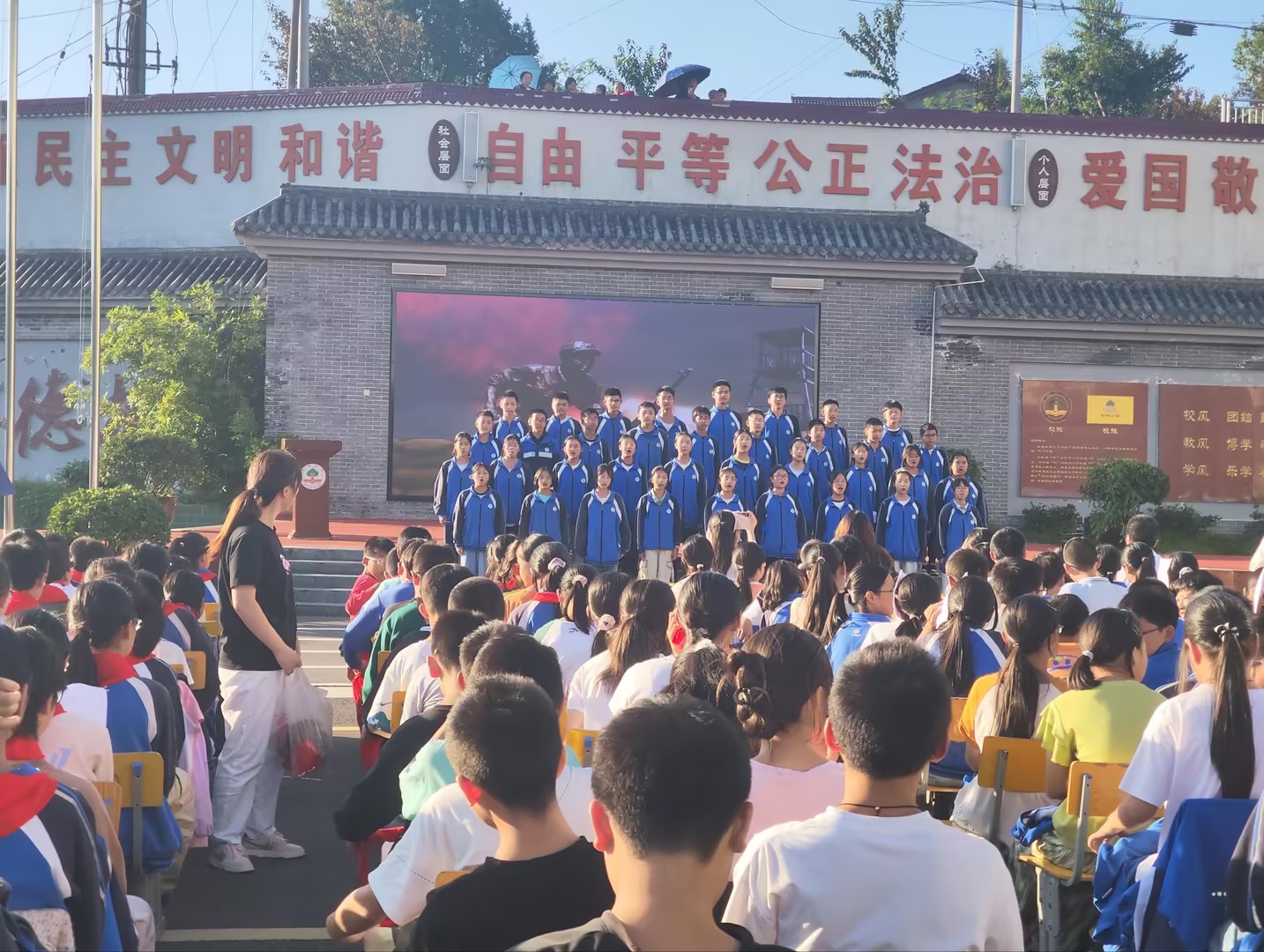 1758966642267675.jpg 3.jpg