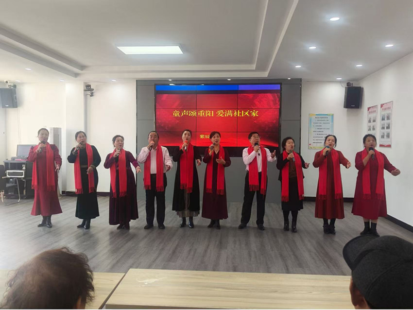 西城街道紫辰社區(qū)“童聲頌重陽(yáng) 愛(ài)滿社區(qū)家”重陽(yáng)節(jié)活動(dòng)照片2_副本.jpg