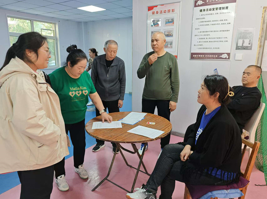 西城街道寶山仕家“情滿九月九 同樂重陽(yáng)節(jié)”活動(dòng)照片5_副本.jpg