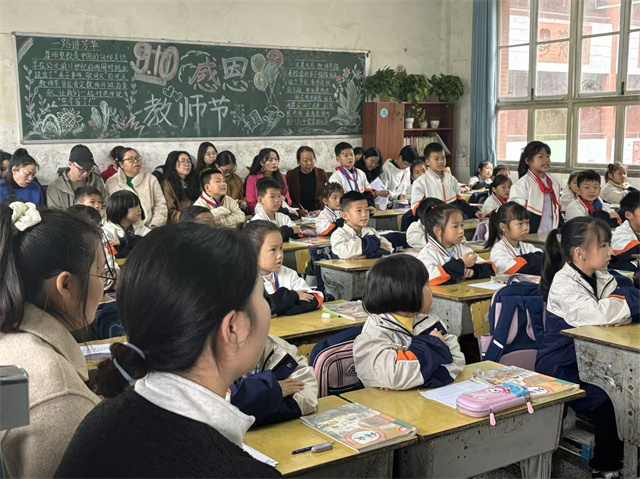 1762673888748958.jpg 3.jpg