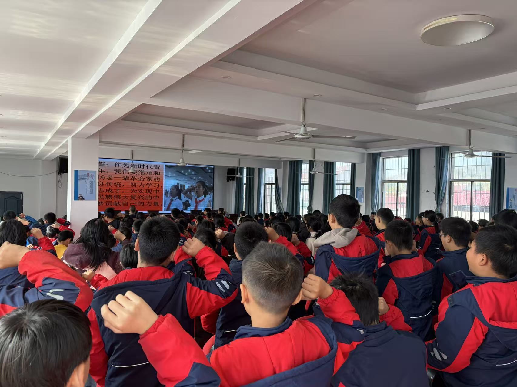 1764212510913404.jpg 小.jpg