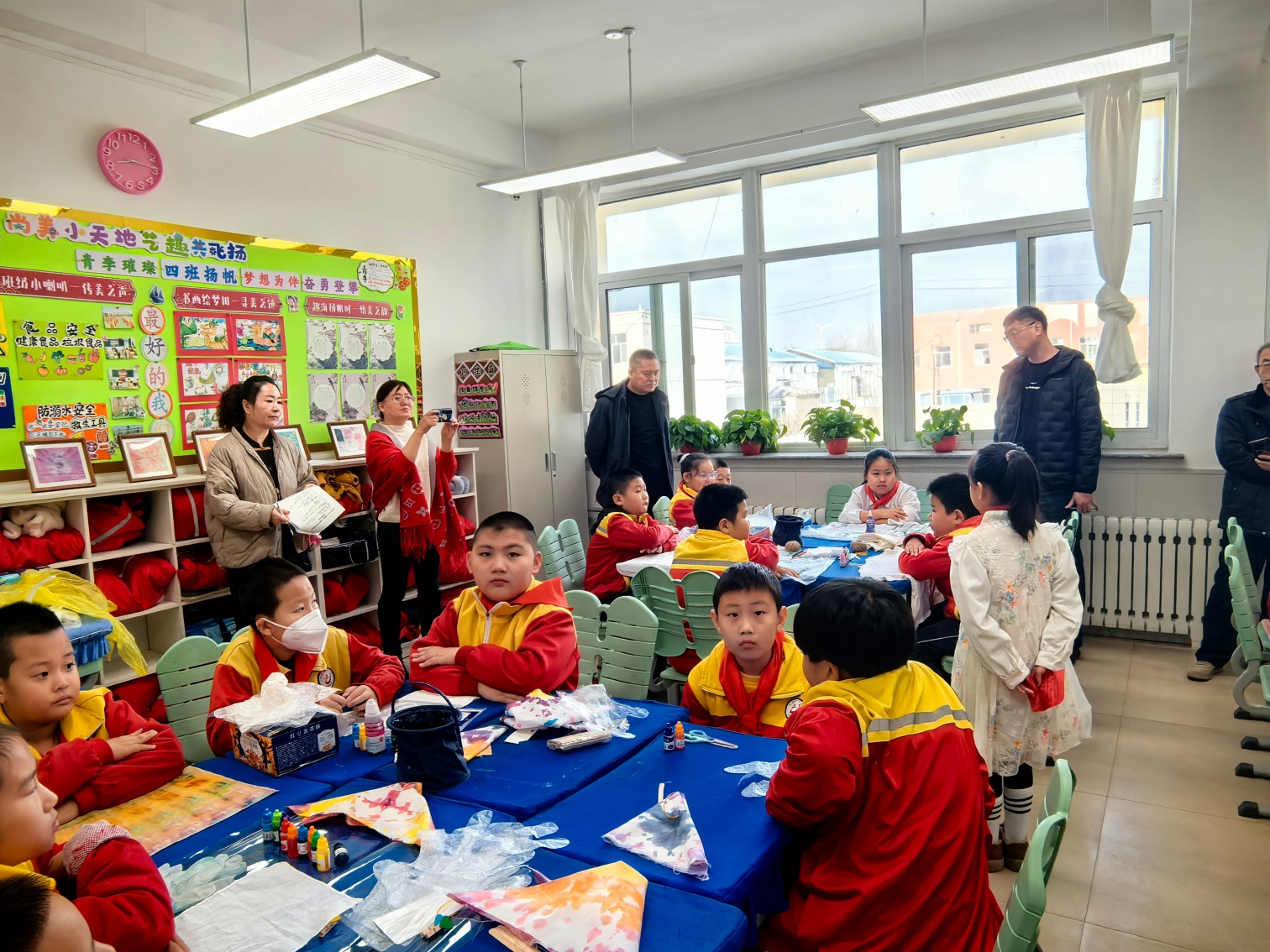 元寶山礦區(qū)小學(xué)“尚美融學(xué) 五育并舉”活動(dòng)照片2_副本.jpg