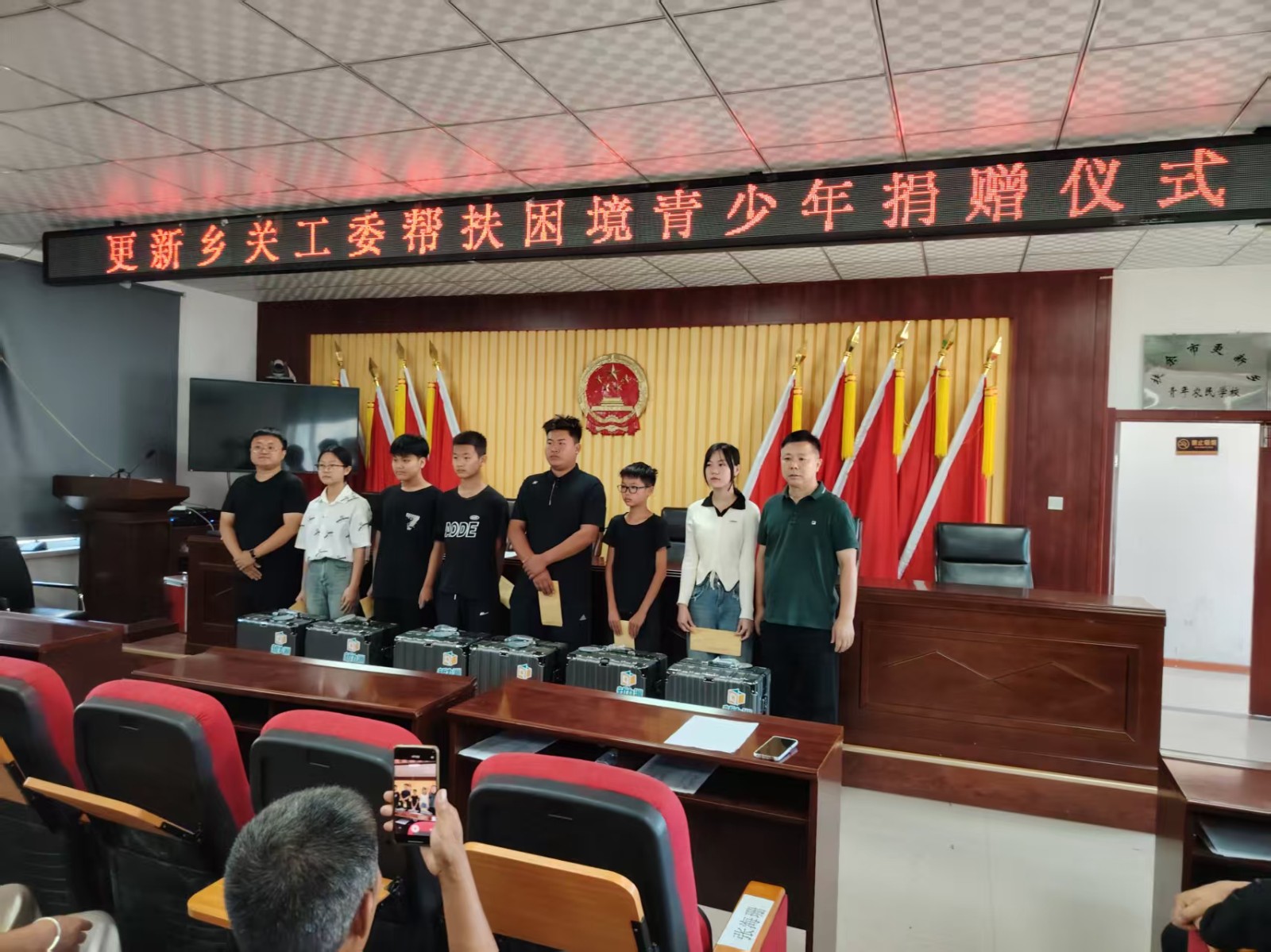 1765940561280967.jpg ba4c3768ba617cb9441f11d4a2d1f9d0.jpg