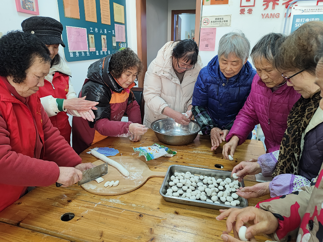 1769488630128449.png 640.png