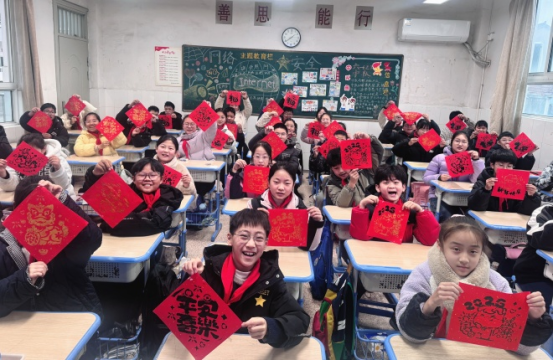 七都鎮(zhèn)】“五老”傳薪火 拓“福”潤童心3.png