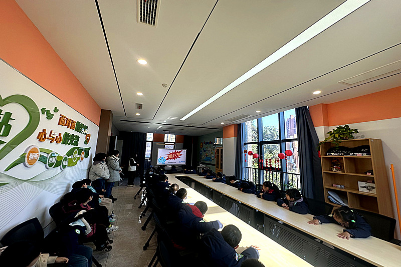 江蘇省南京市六合區(qū)龍池街道校外教育中心輔導(dǎo)站聯(lián)合開展“童心識臘八，民俗潤心田” 民脧俗文化活動(2).jpg